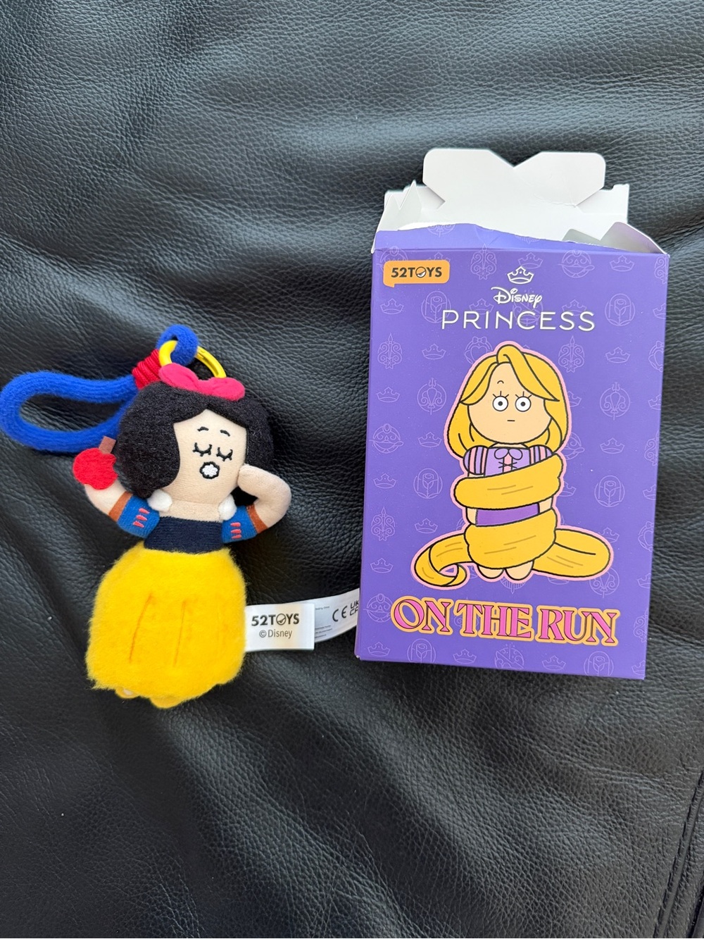 Disney Princess Snow White Plush Keychain On The Run